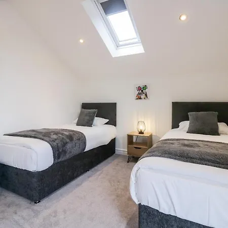 The Bay Tree * بنريث